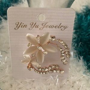 Rose Gold Brooch Pin NWT